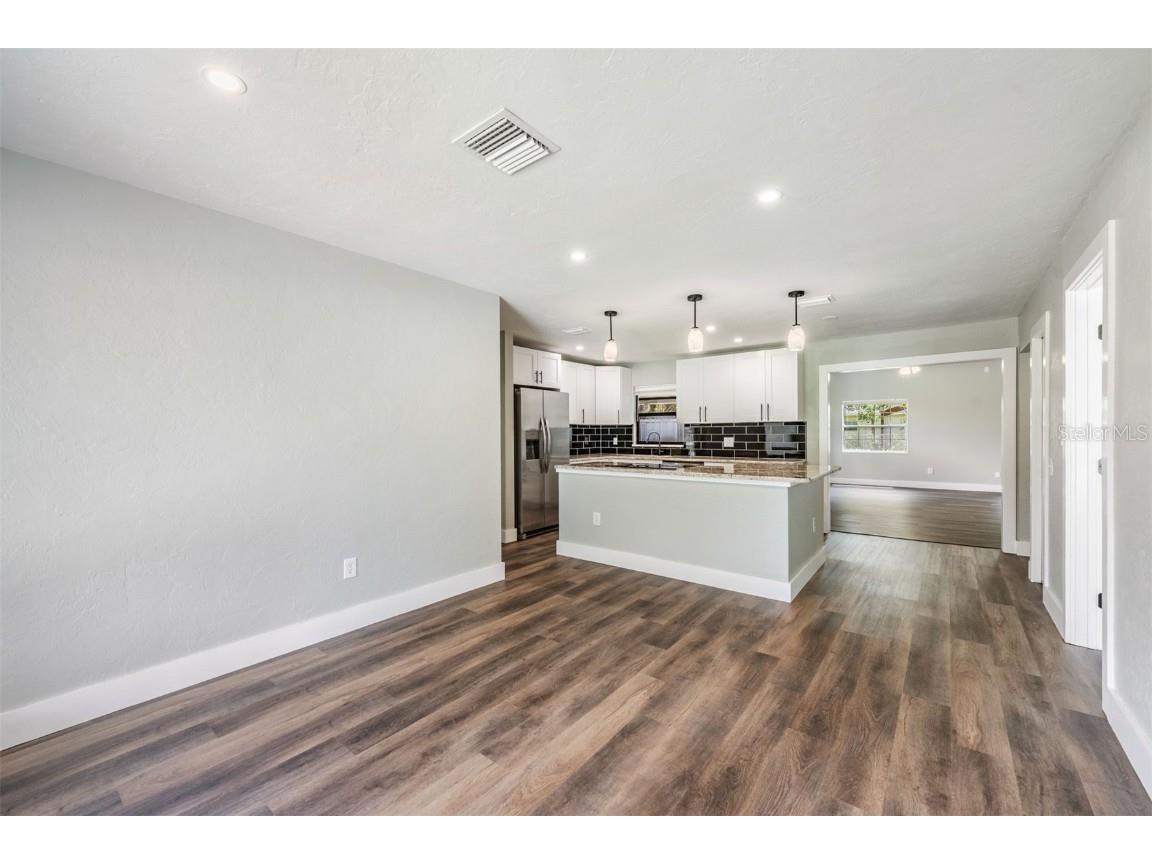 6525 15th Street N Saint Petersburg FL 33702 TB8412266 image8