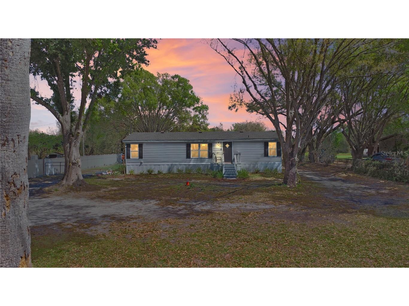 6525 Glen Meadow Drive Lakeland FL 33810 L4951336 image1