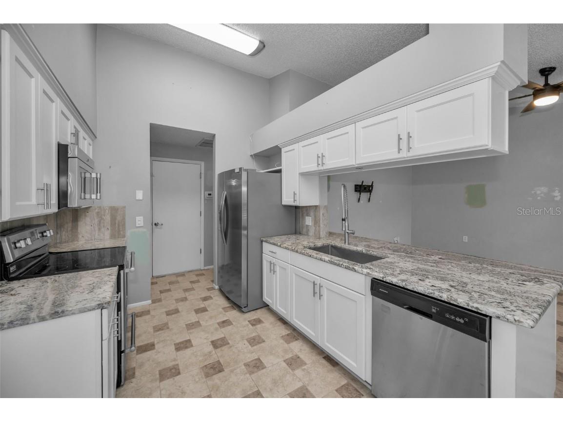 6525 Pine Walk Drive New Port Richey FL 34655 W7881532 image15