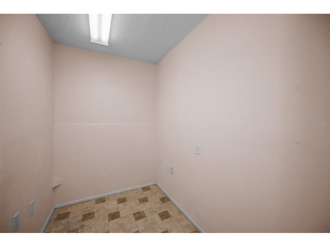 6525 Pine Walk Drive New Port Richey FL 34655 W7881532 image19