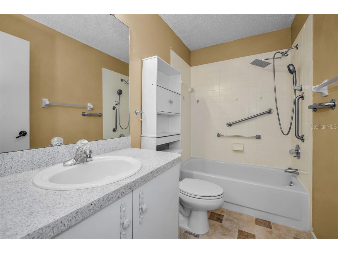 6525 Pine Walk Drive New Port Richey FL 34655 W7881532 image32