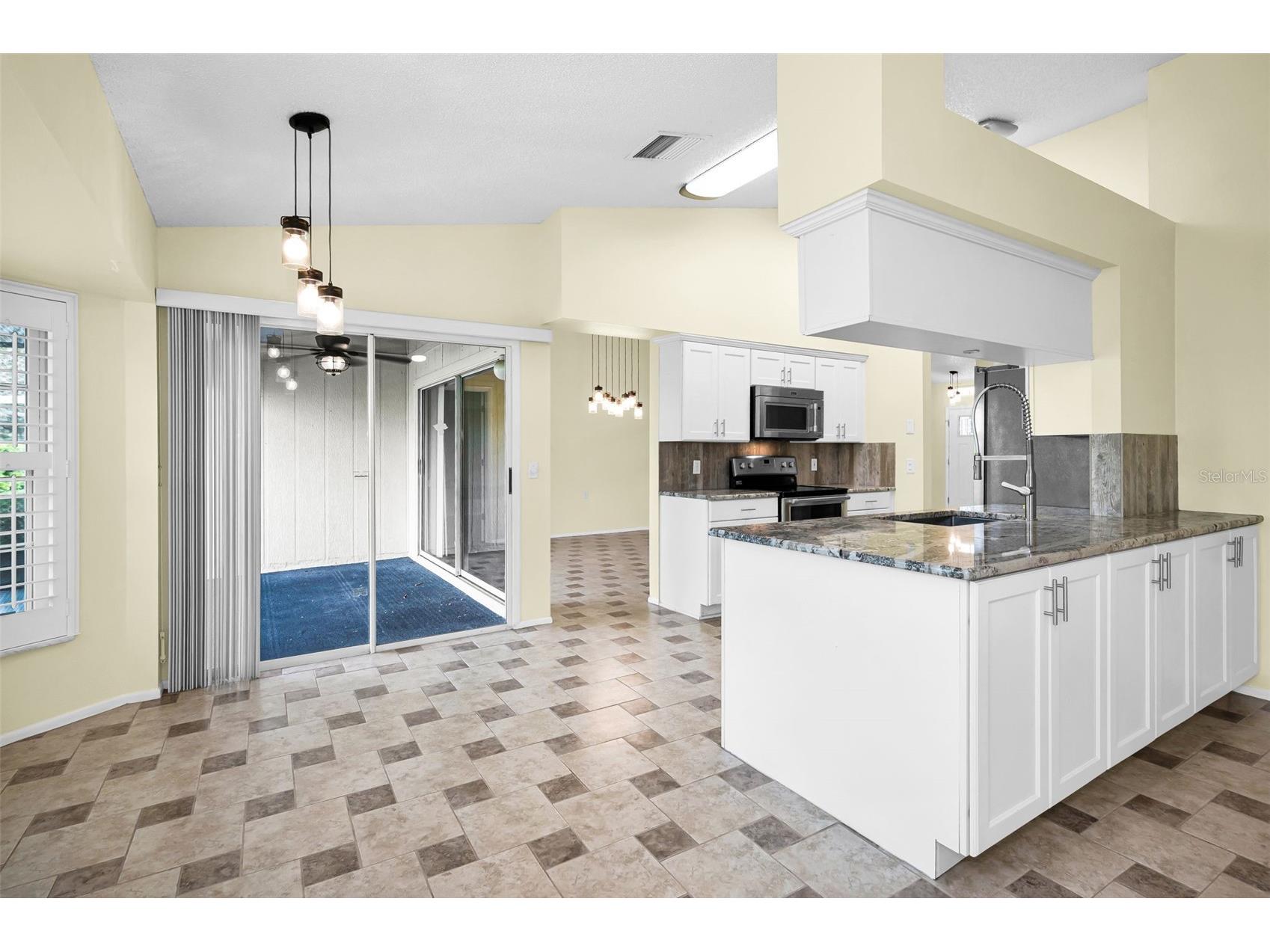 6525 Pine Walk Drive New Port Richey FL 34655 W7881805 image10