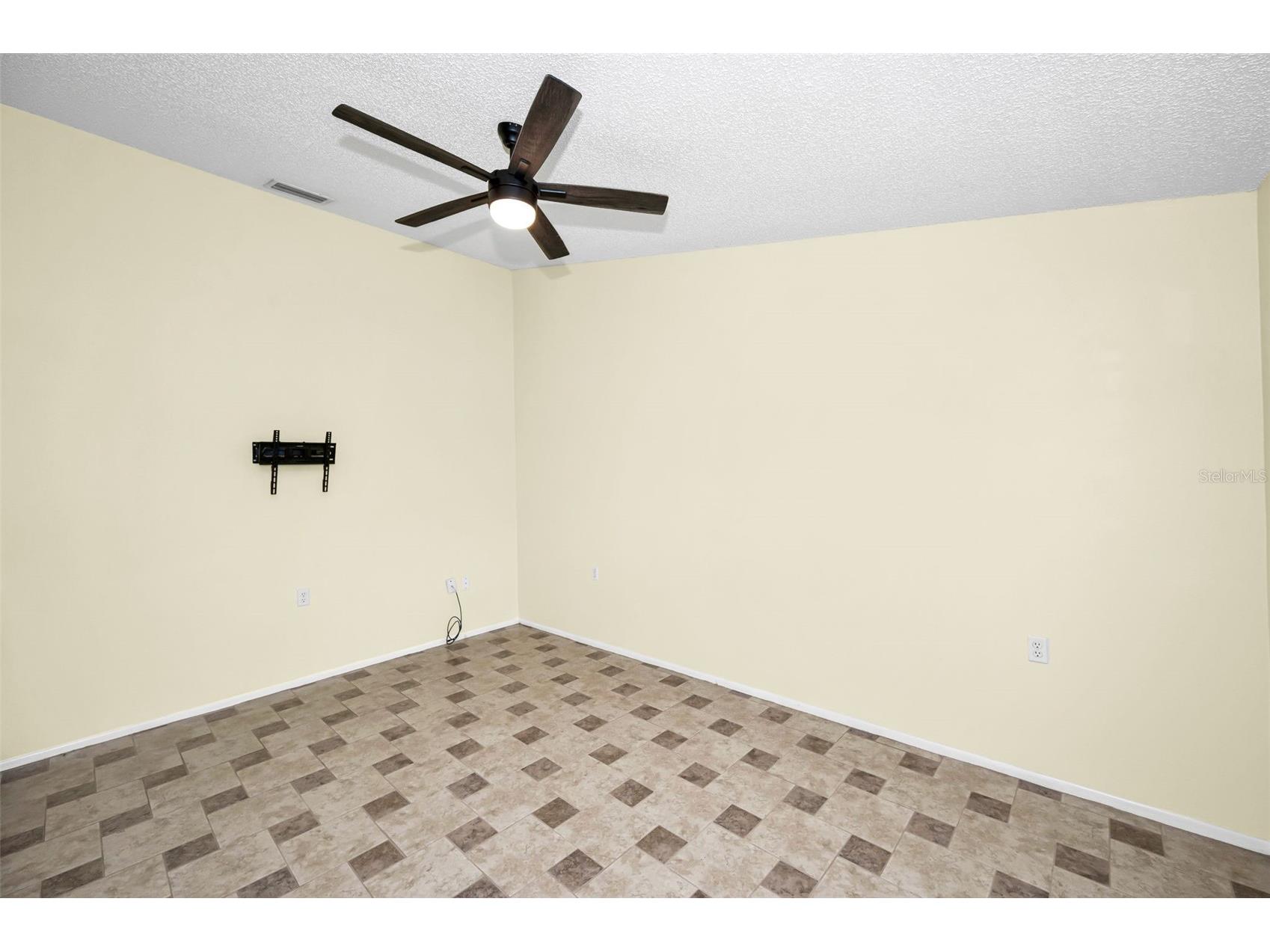 6525 Pine Walk Drive New Port Richey FL 34655 W7881805 image17