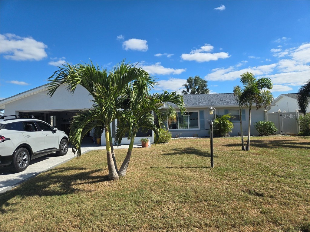 6525 Solitaire Palm Way Apollo Beach FL 33572 A4630285 image1
