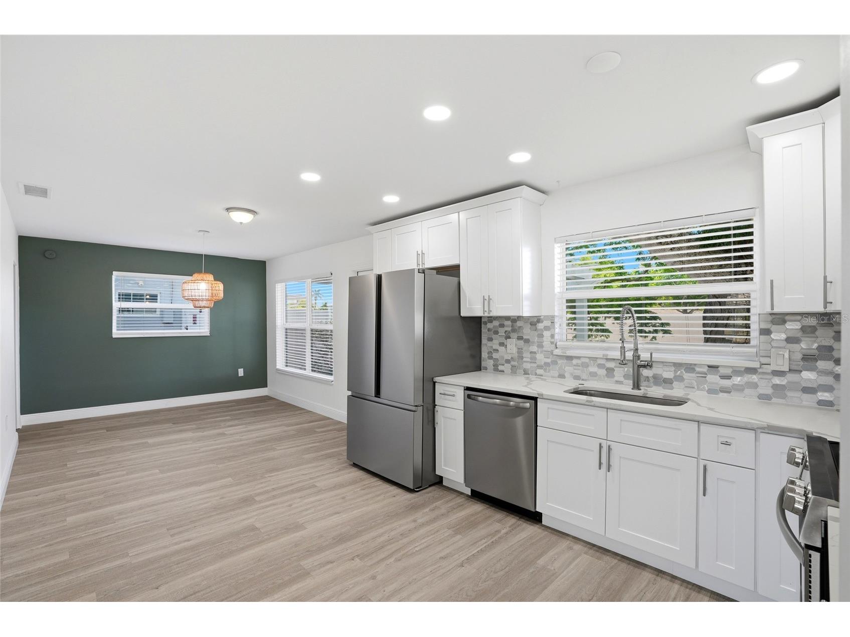 6526 43rd Avenue N Kenneth City FL 33709 TB8496816 image8