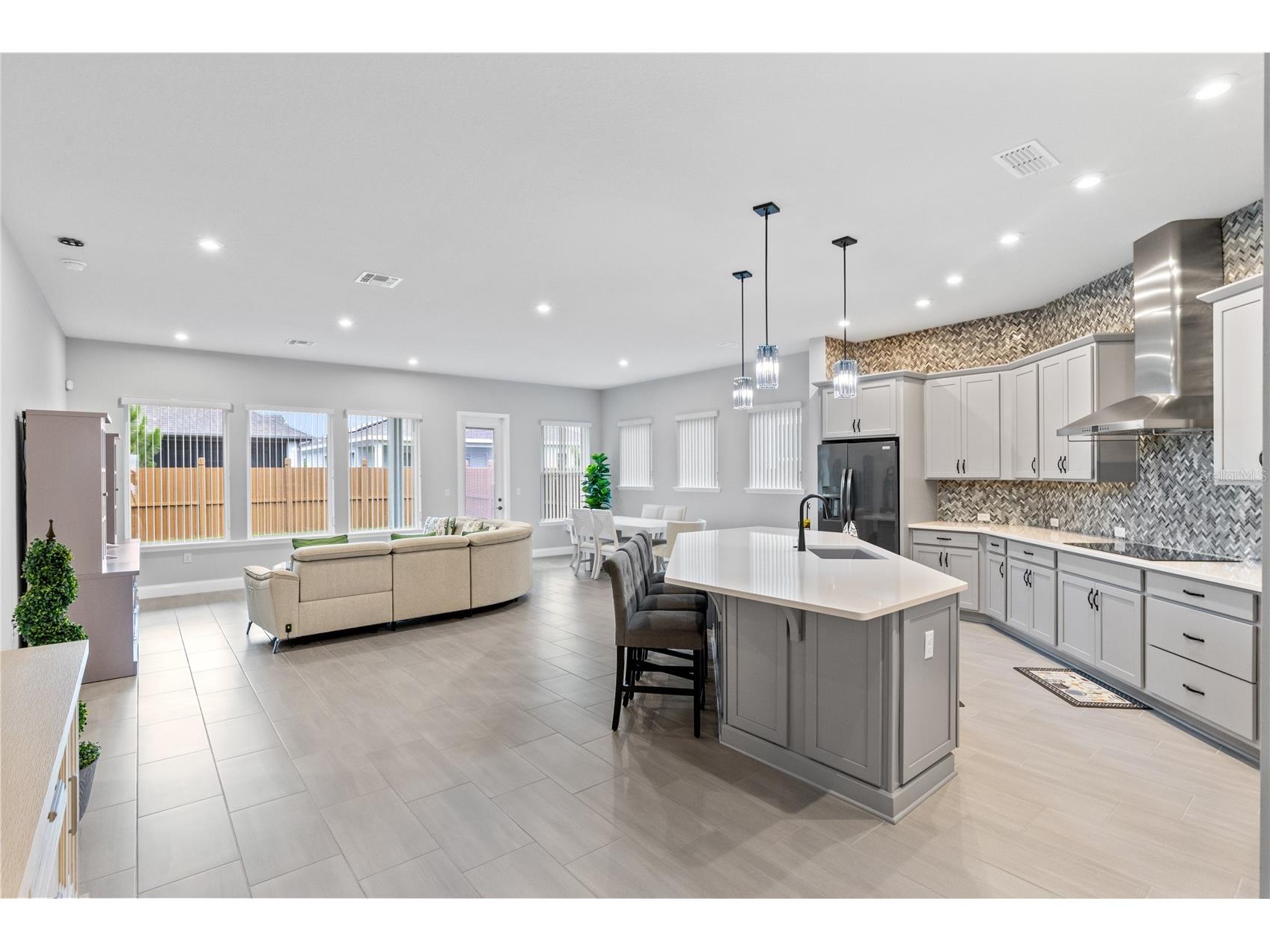 6526 Circle Rock Way Saint Cloud FL 34771 O6413811 image8