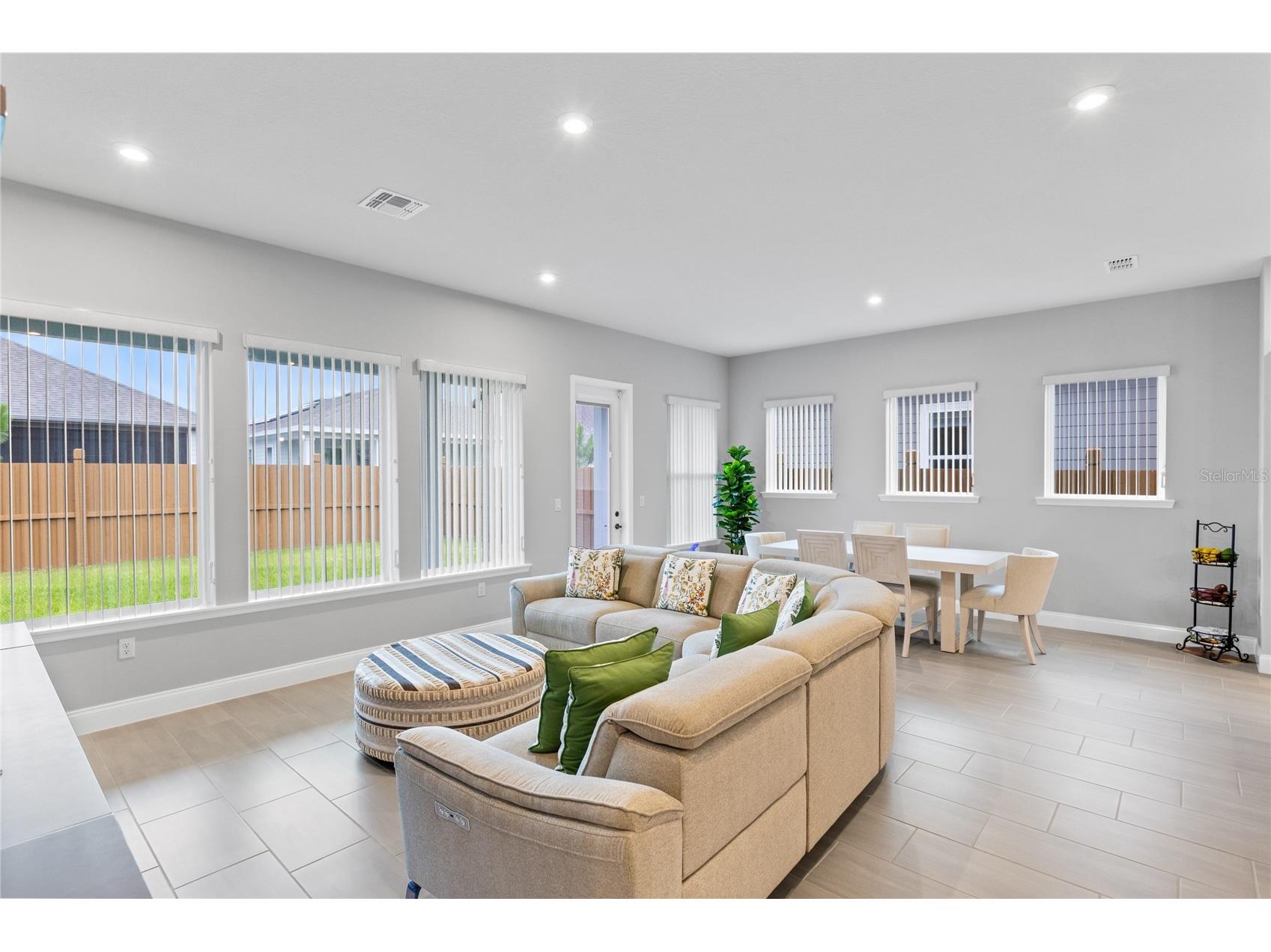 6526 Circle Rock Way Saint Cloud FL 34771 O6413811 image9