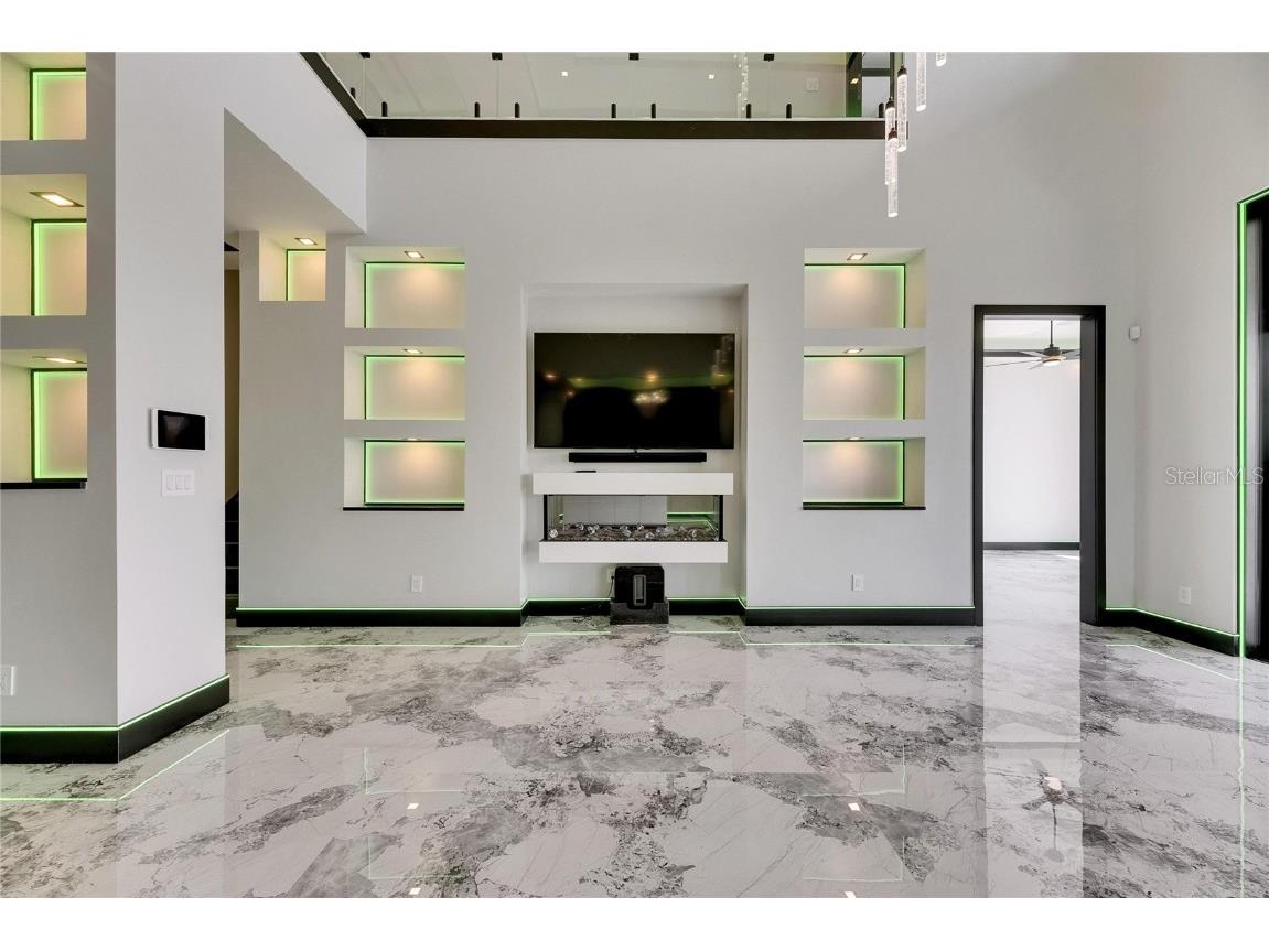 6526 Simone Shores Circle Apollo Beach FL 33572 - ST CRUEX CANAL TB8391409 image11