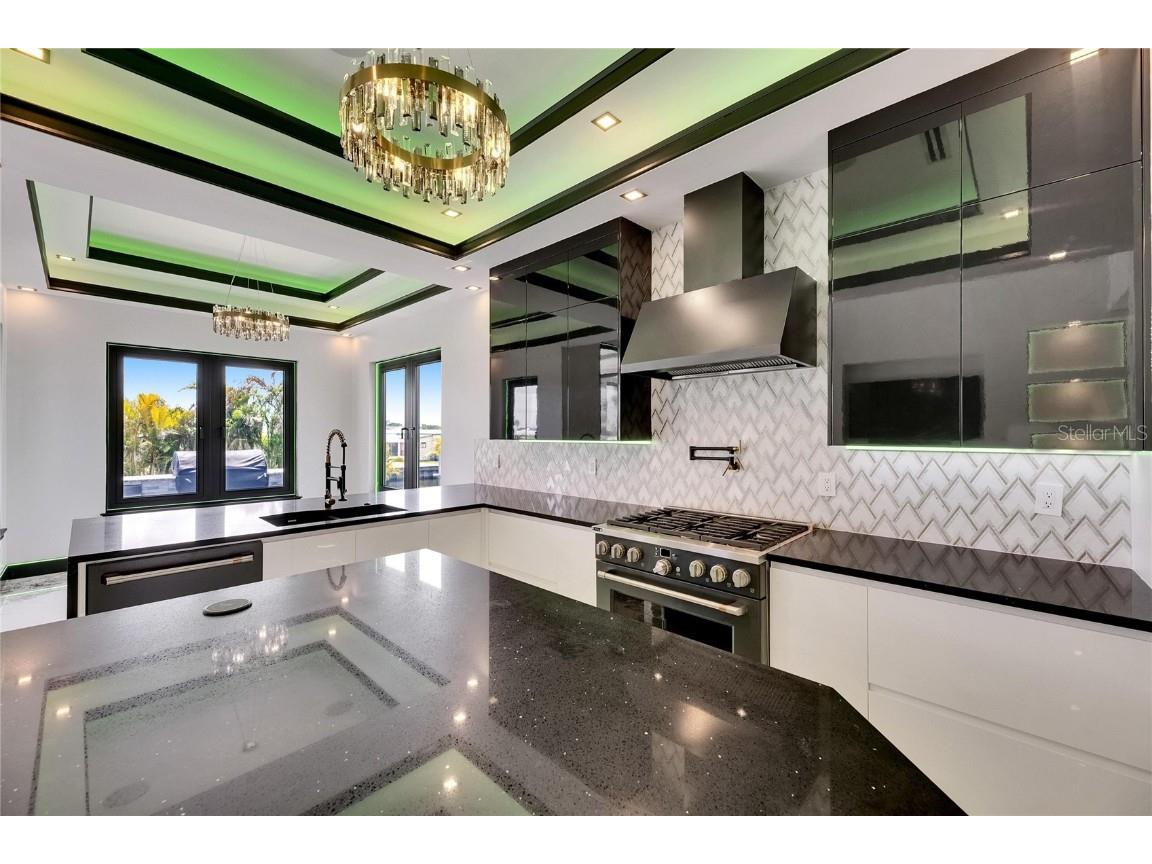 6526 Simone Shores Circle Apollo Beach FL 33572 - ST CRUEX CANAL TB8391409 image22