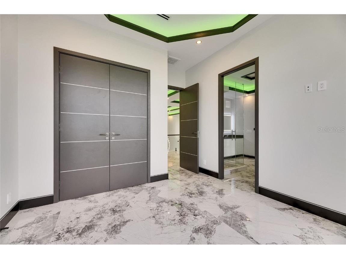 6526 Simone Shores Circle Apollo Beach FL 33572 - ST CRUEX CANAL TB8391409 image40