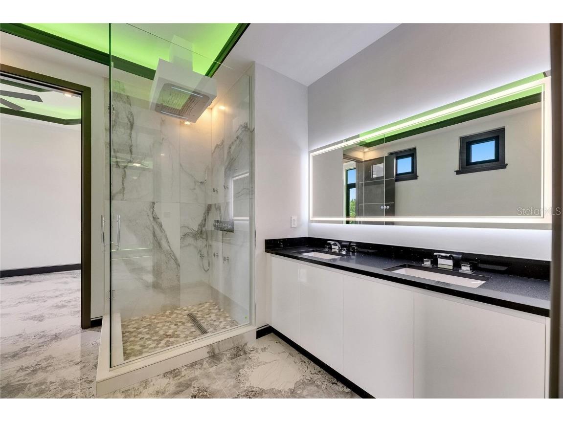 6526 Simone Shores Circle Apollo Beach FL 33572 - ST CRUEX CANAL TB8391409 image42