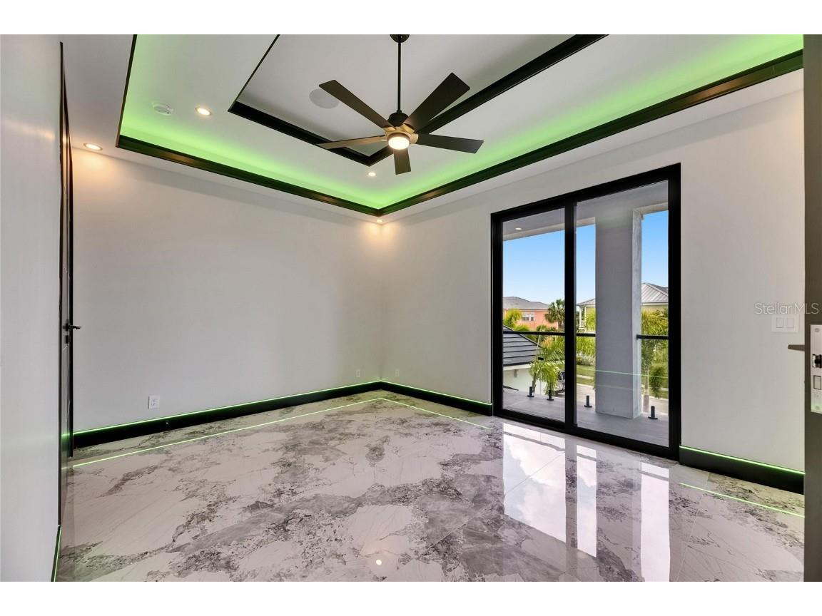 6526 Simone Shores Circle Apollo Beach FL 33572 - ST CRUEX CANAL TB8391409 image43