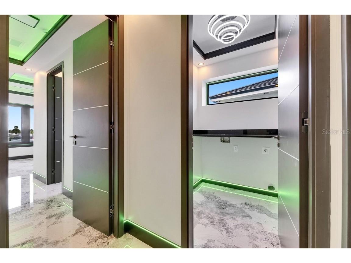 6526 Simone Shores Circle Apollo Beach FL 33572 - ST CRUEX CANAL TB8391409 image48