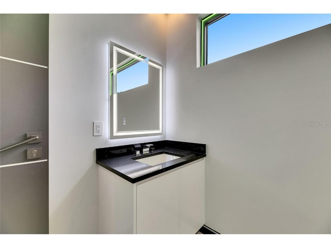 6526 Simone Shores Circle Apollo Beach FL 33572 - ST CRUEX CANAL TB8391409 image51