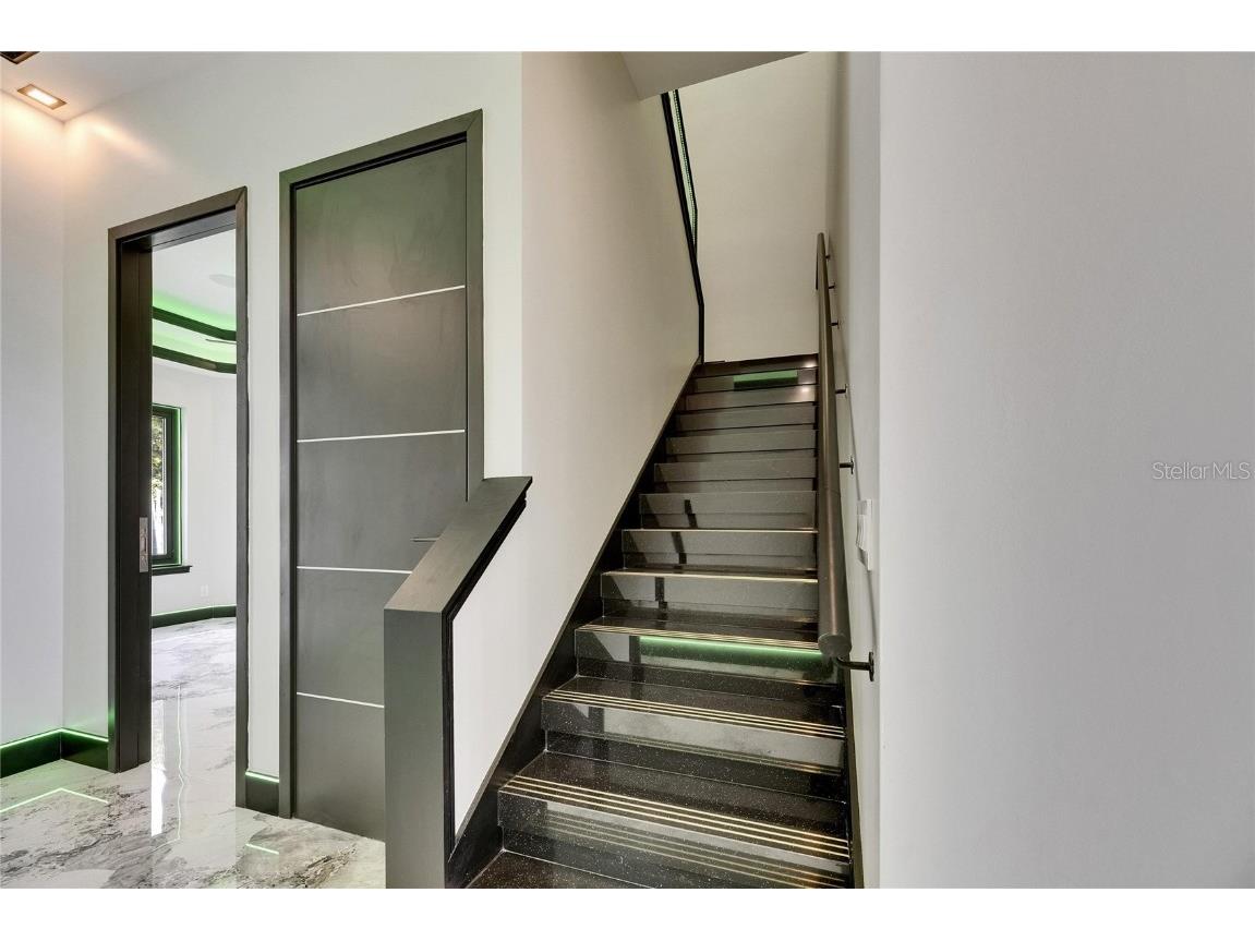 6526 Simone Shores Circle Apollo Beach FL 33572 - ST CRUEX CANAL TB8391409 image7