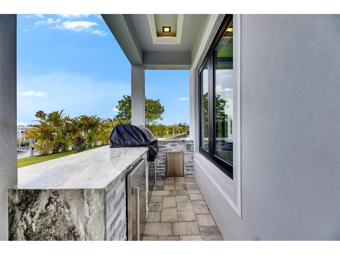 6526 Simone Shores Circle Apollo Beach FL 33572 - ST CRUEX CANAL TB8391409 image75