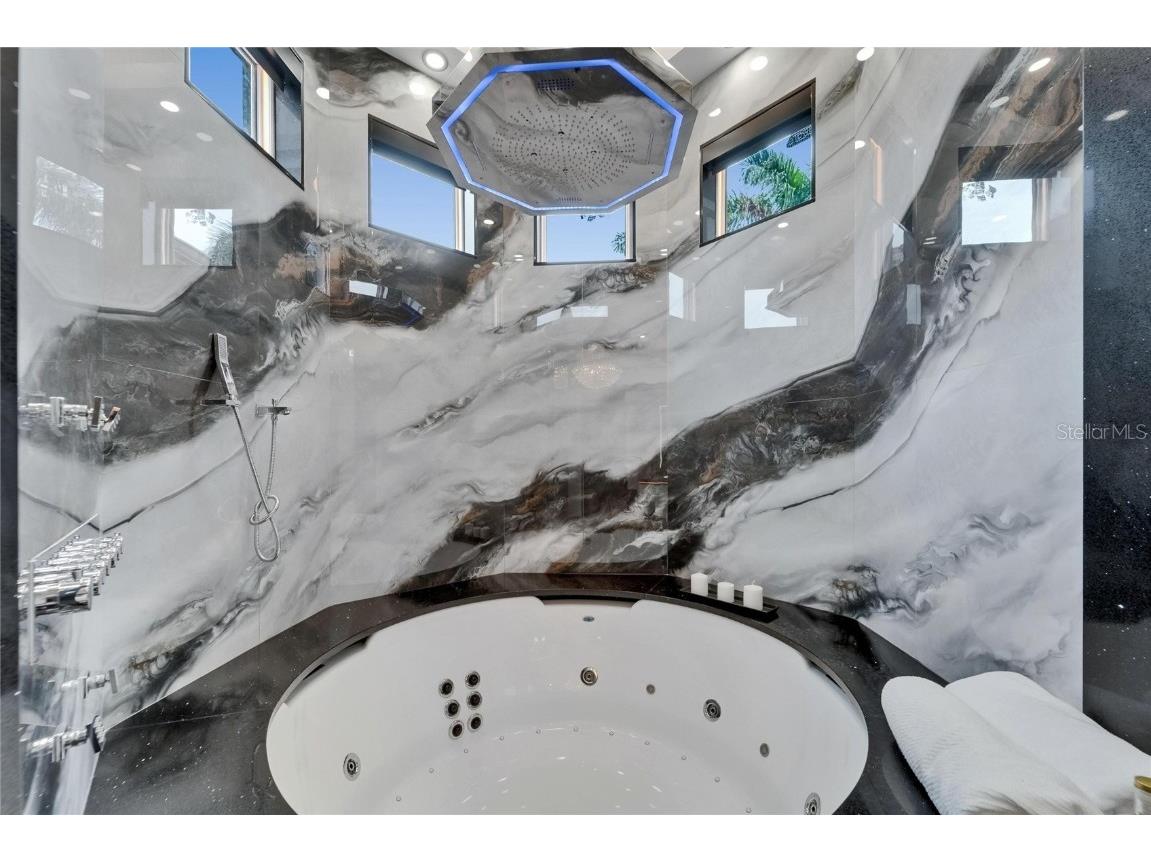 6526 Surfside Boulevard Apollo Beach FL 33572 - TAMPA BAY TB8393333 image43