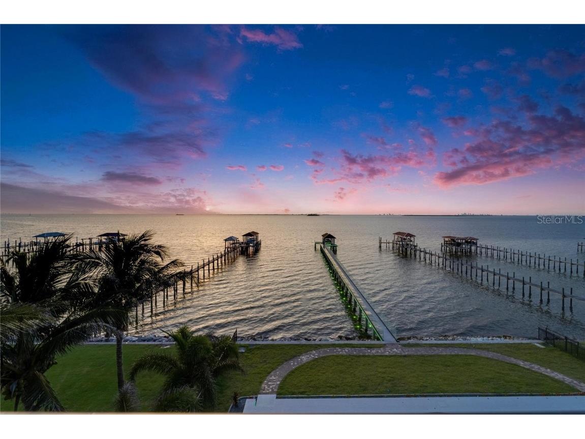 6526 Surfside Boulevard Apollo Beach FL 33572 - TAMPA BAY TB8393333 image84