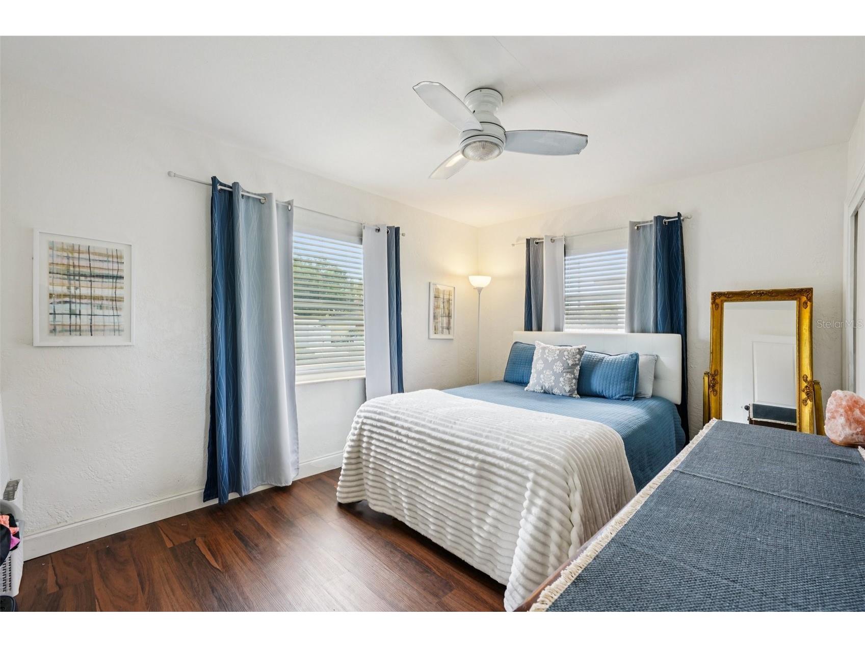 6527 3rd Avenue S Saint Petersburg FL 33707 TB8496005 image16