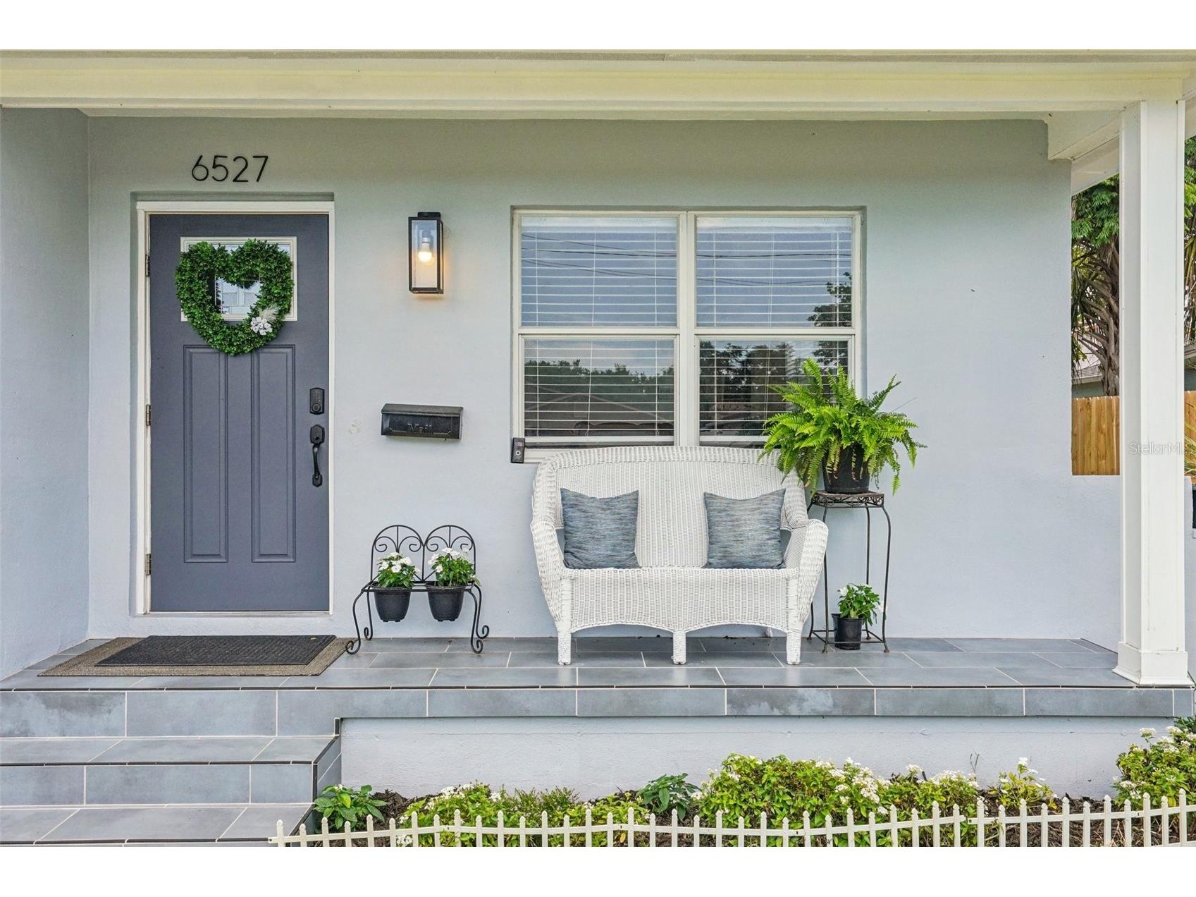6527 3rd Avenue S Saint Petersburg FL 33707 TB8496005 image2