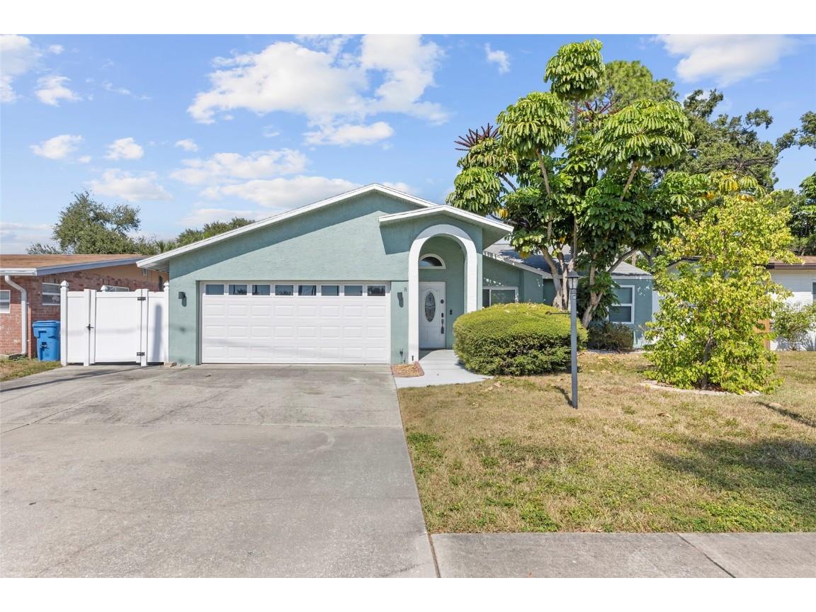 6527 40th Avenue N Saint Petersburg FL 33709 TB8440965 image1