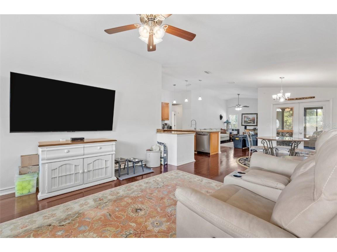 6527 40th Avenue N Saint Petersburg FL 33709 TB8440965 image15