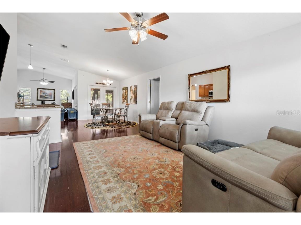 6527 40th Avenue N Saint Petersburg FL 33709 TB8440965 image16