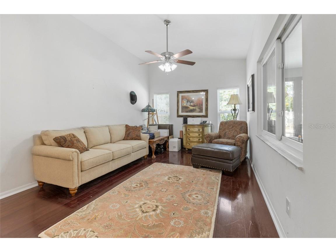 6527 40th Avenue N Saint Petersburg FL 33709 TB8440965 image18