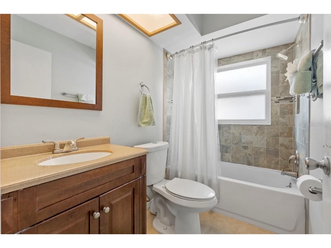 6527 40th Avenue N Saint Petersburg FL 33709 TB8440965 image27