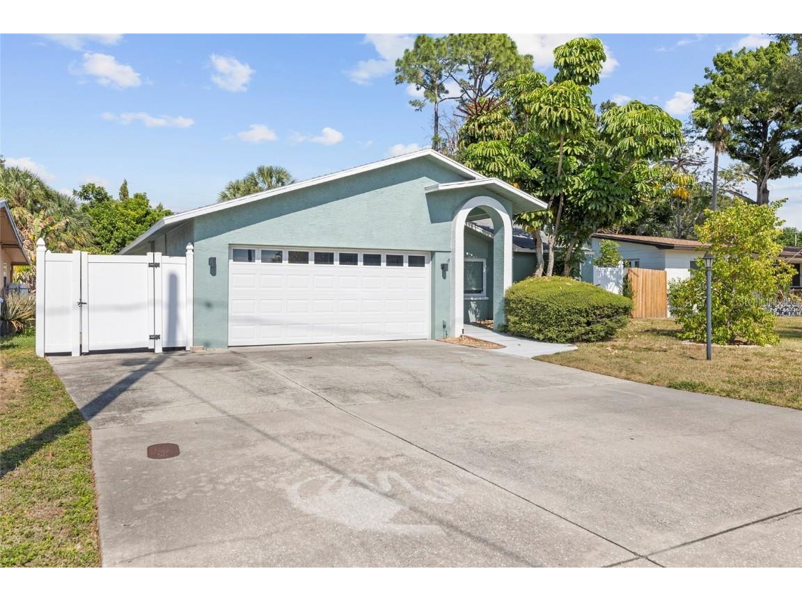 6527 40th Avenue N Saint Petersburg FL 33709 TB8440965 image33