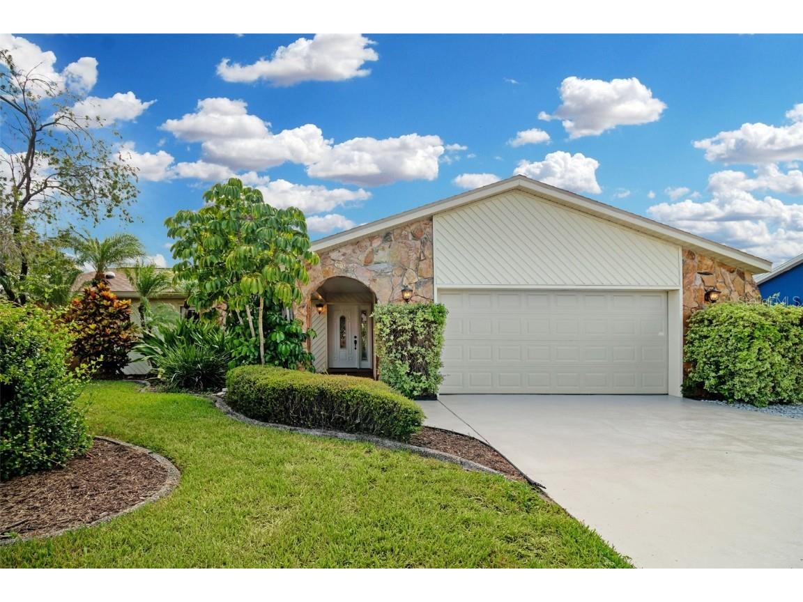 6527 Manila Palm Way Apollo Beach FL 33572 T3457972 image1