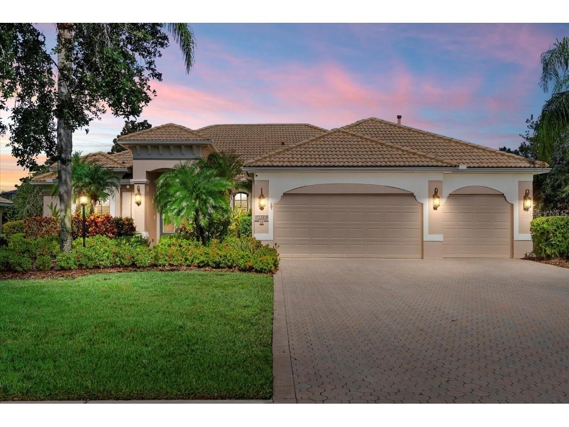 6528 Coopers Hawk Court Lakewood Ranch FL 34202 A4654806 image1
