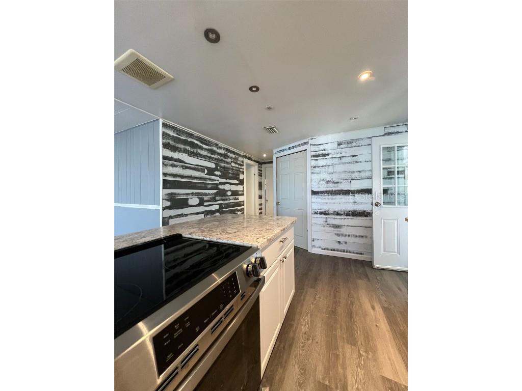 6528 Roosevelt Drive Port Richey FL 34668 O6360253 image17