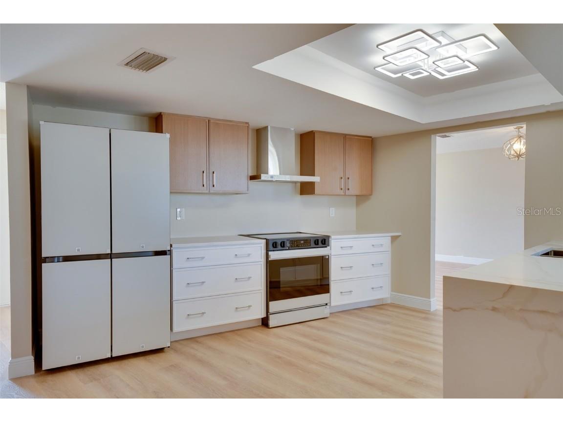 6528 Santiago Court Apollo Beach FL 33572 TB8376268 image9