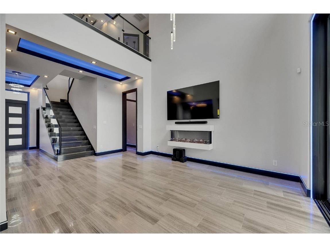 6528 Simone Shores Circle Apollo Beach FL 33572 - ST. CRUEX CANAL TB8392991 image29