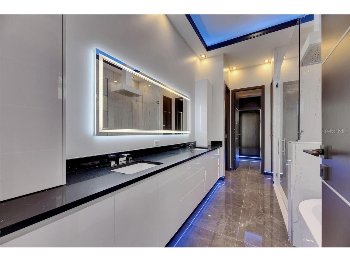 6528 Simone Shores Circle Apollo Beach FL 33572 - ST. CRUEX CANAL TB8392991 image45