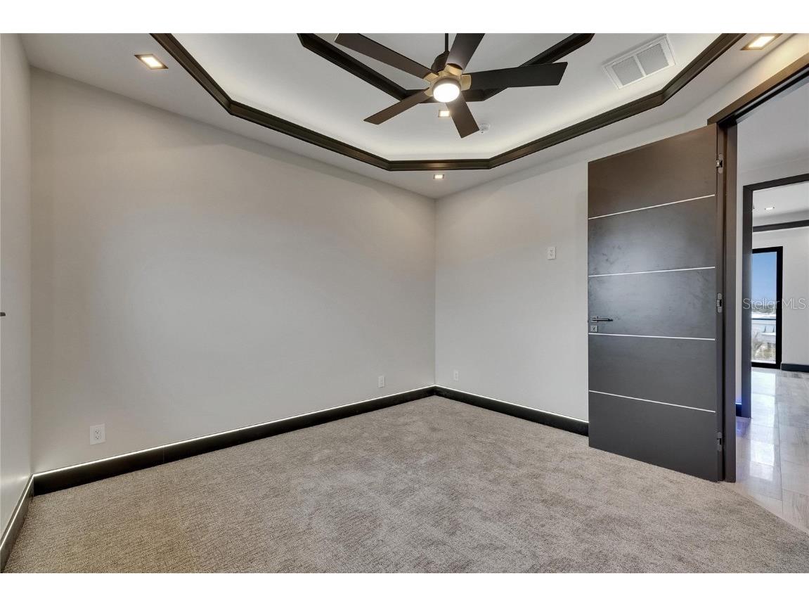 6528 Simone Shores Circle Apollo Beach FL 33572 - ST. CRUEX CANAL TB8392991 image71