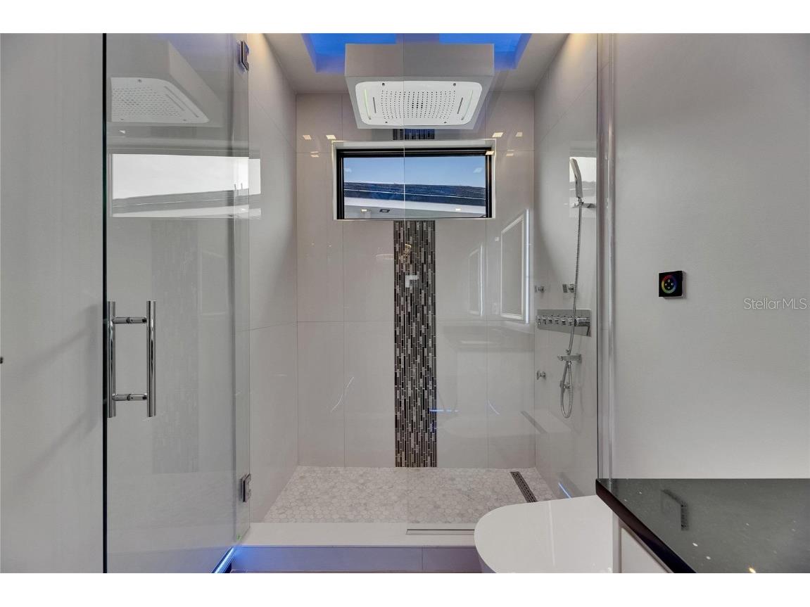 6528 Simone Shores Circle Apollo Beach FL 33572 - ST. CRUEX CANAL TB8392991 image74