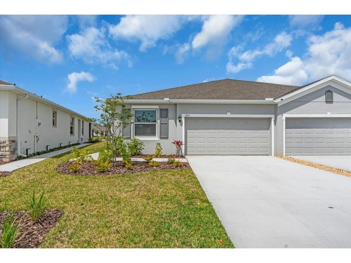 653 157th Court E Bradenton FL 34212 A4645957 image1