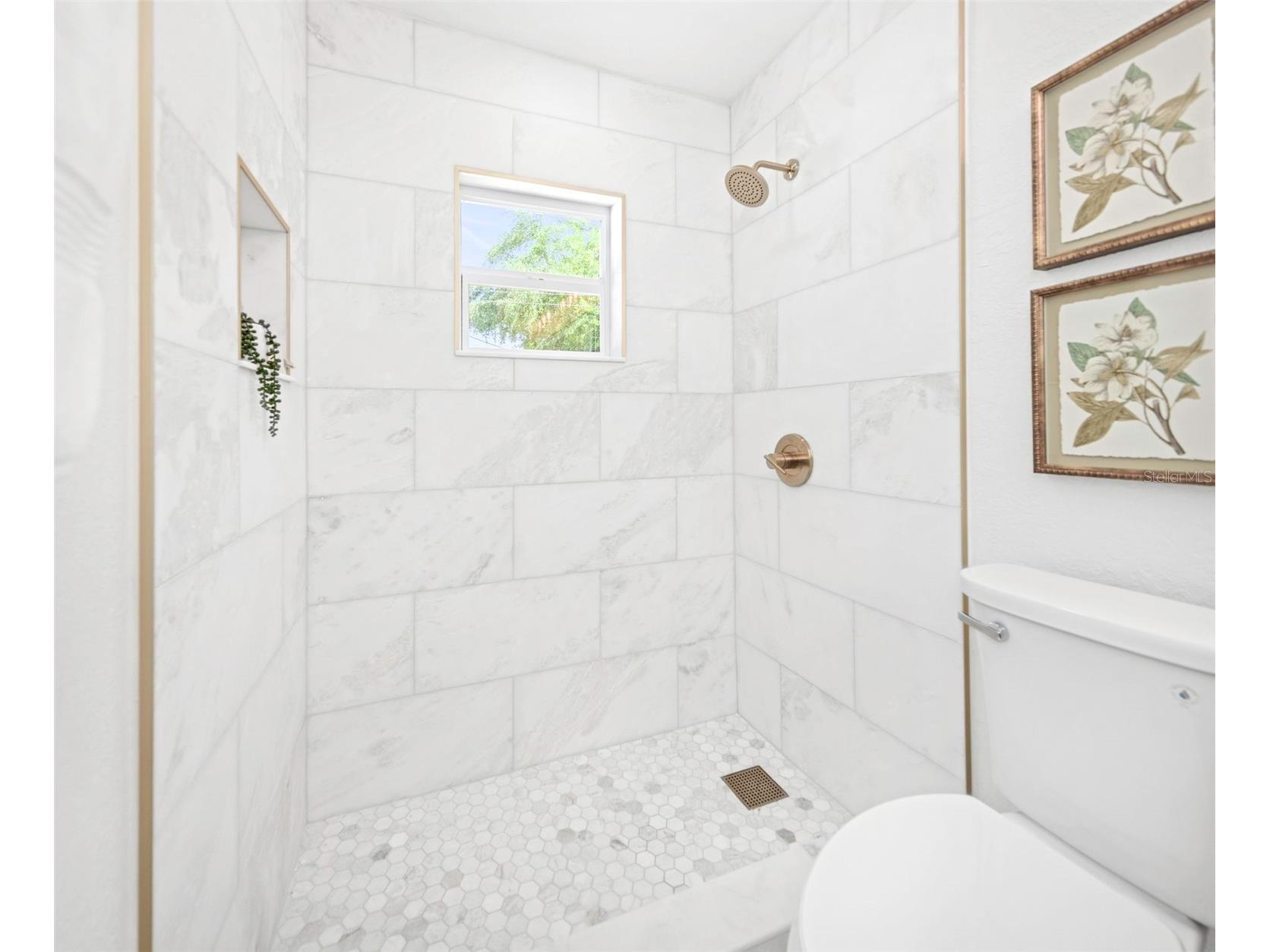 653 64th Avenue S Saint Petersburg FL 33705 TB8498543 image14
