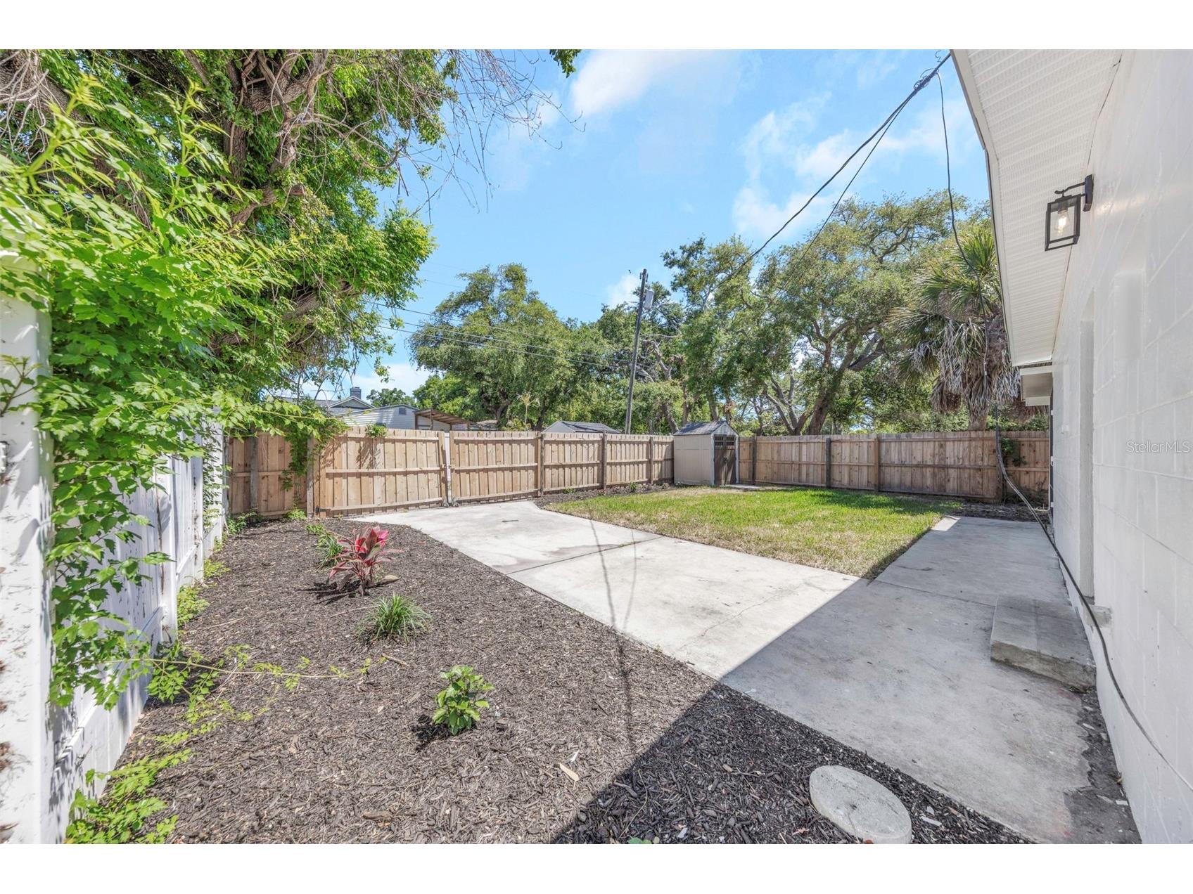 653 64th Avenue S Saint Petersburg FL 33705 TB8498543 image29