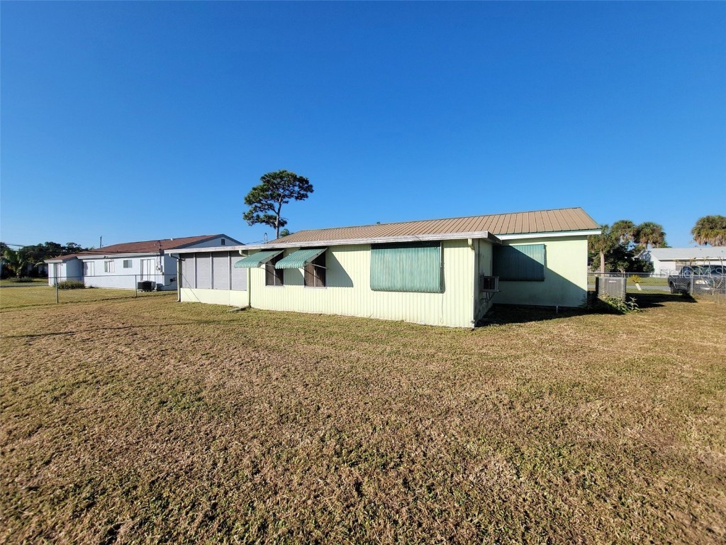 653 Atlas Avenue NE Palm Bay FL 32905 O6367572 image4