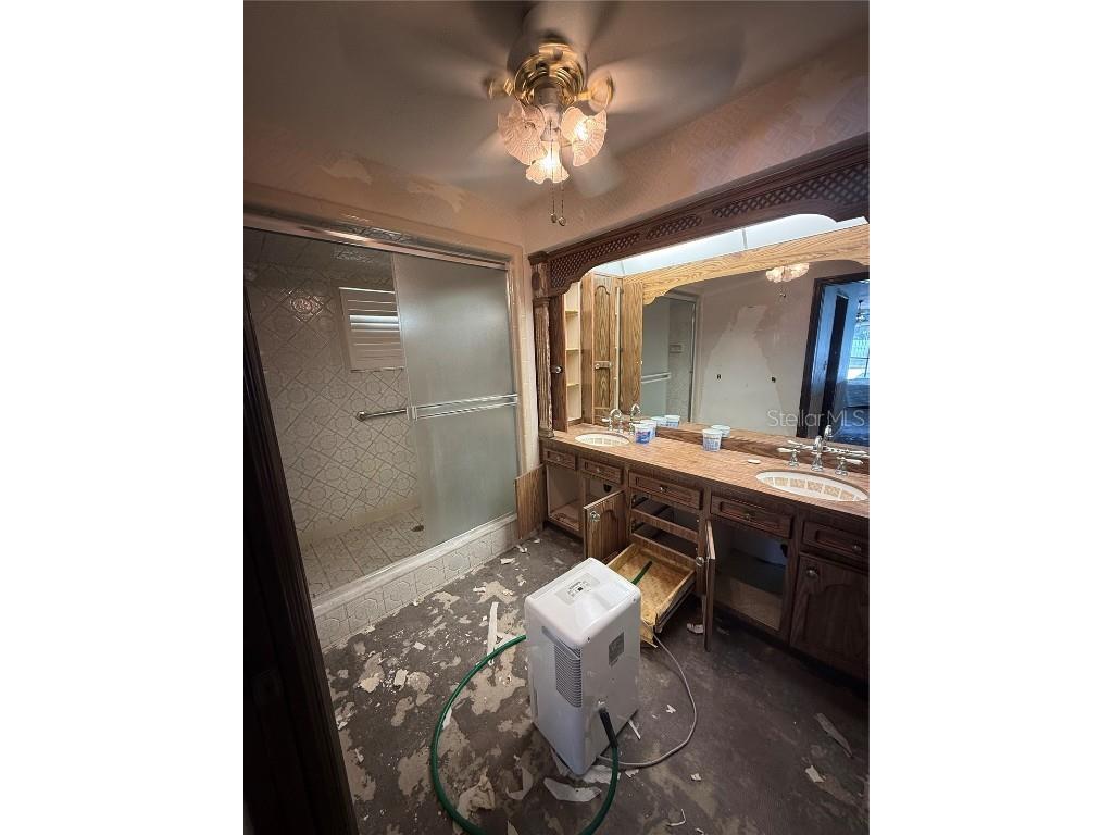 653 Bayshore Drive Tarpon Springs FL 34689 TB8450233 image15