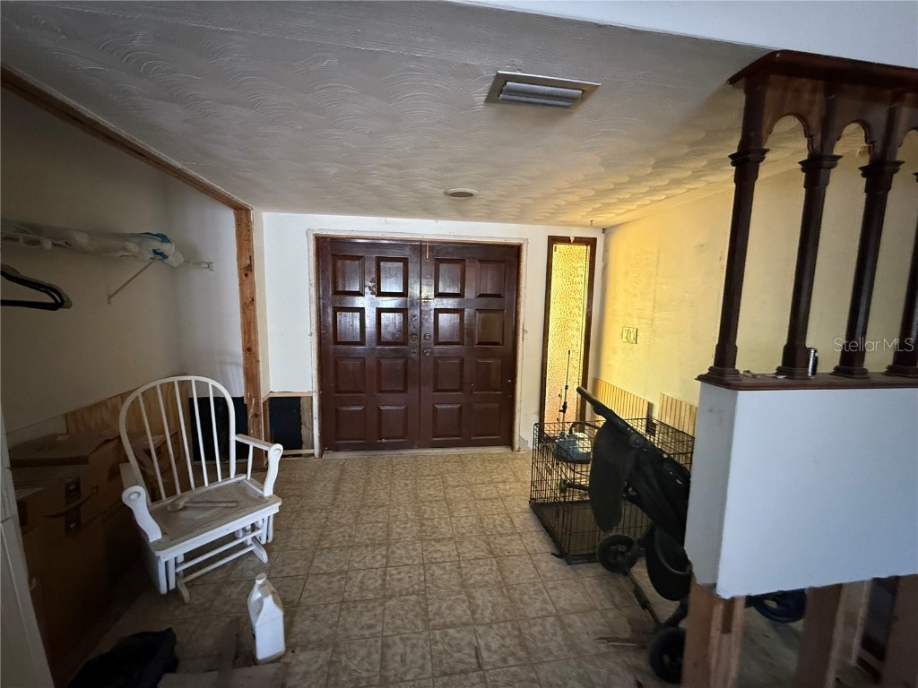 653 Bayshore Drive Tarpon Springs FL 34689 TB8450233 image4