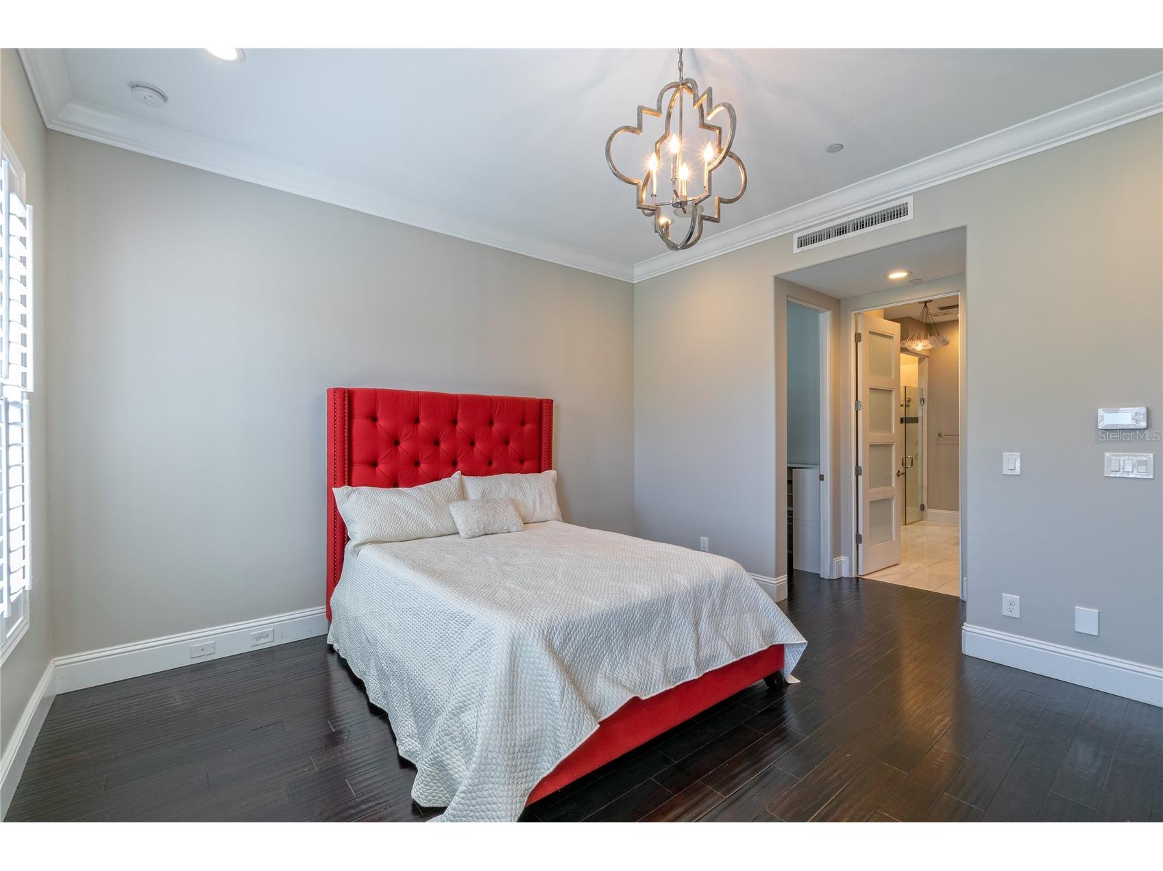 653 E Jackson Street Orlando FL 32801 O6422292 image22