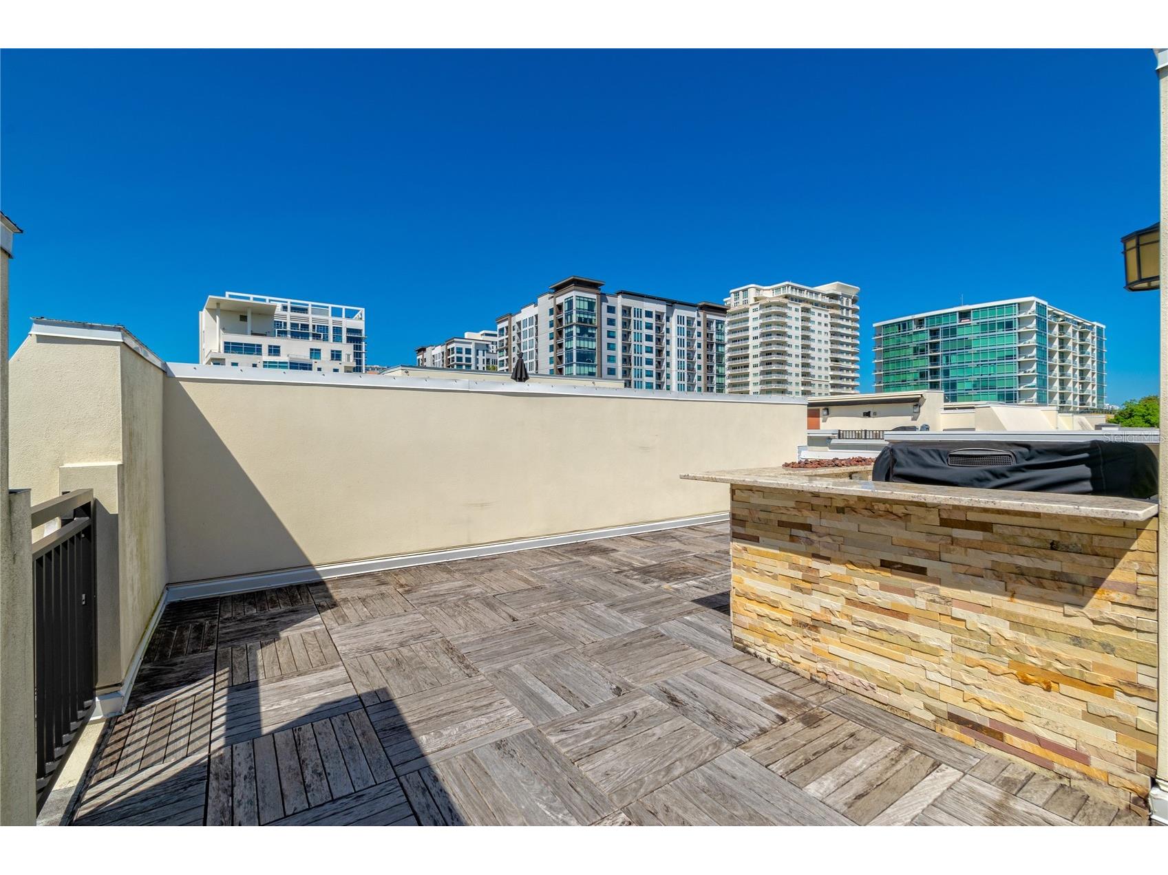 653 E Jackson Street Orlando FL 32801 O6422292 image36