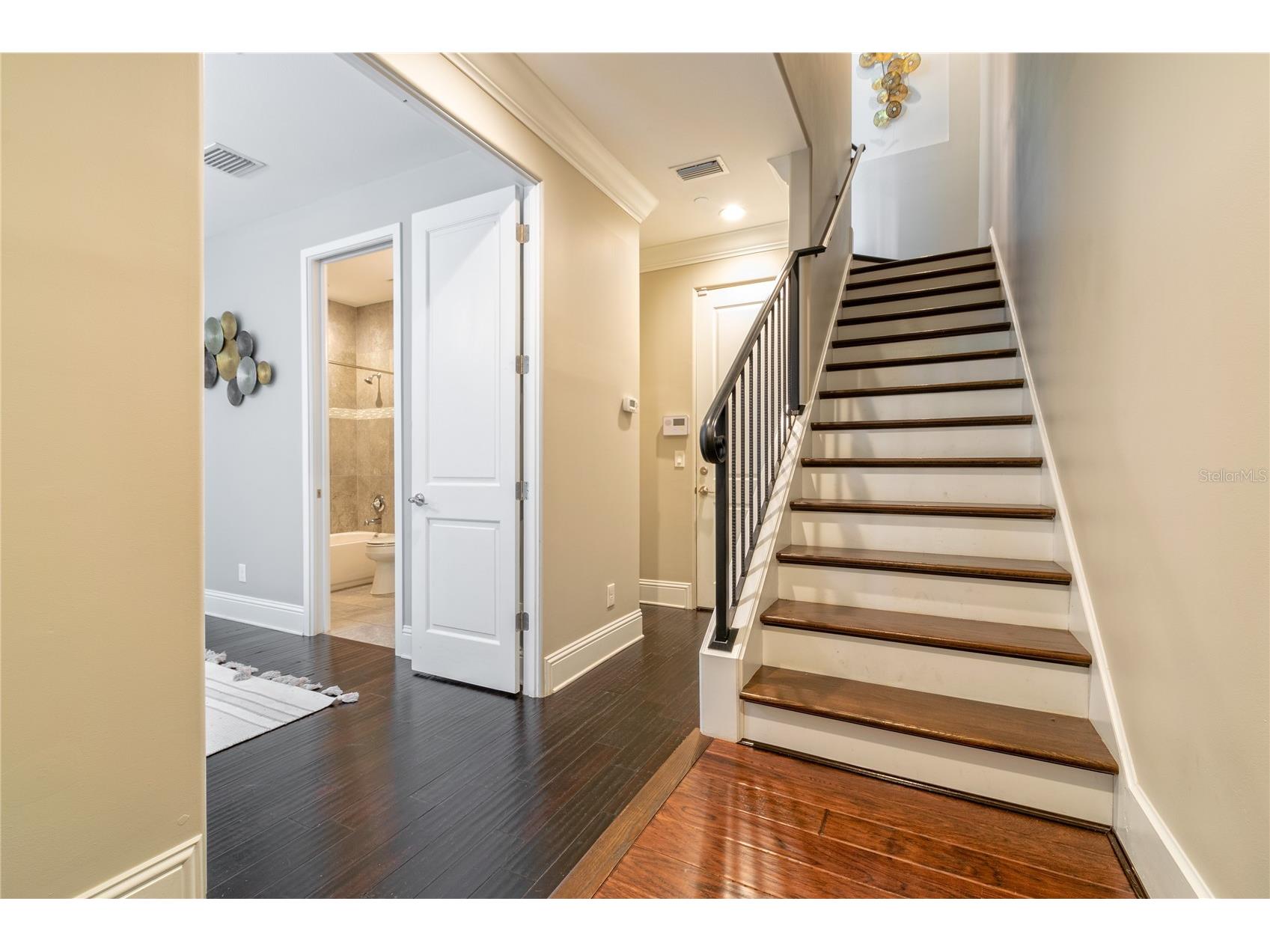 653 E Jackson Street Orlando FL 32801 O6422292 image9