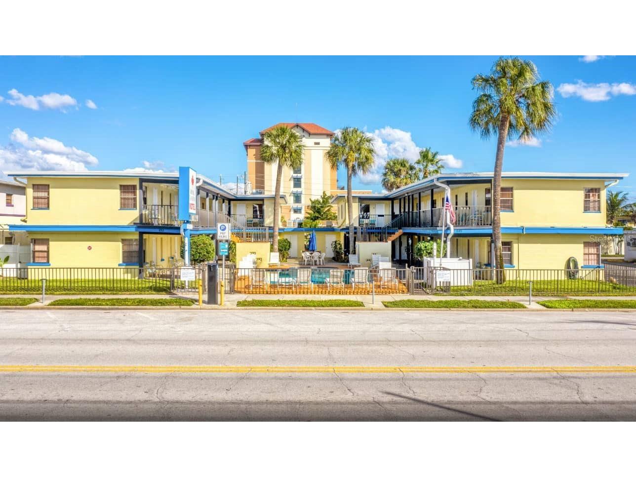 653 Mandalay Avenue Clearwater FL 33767 U8215120 image1