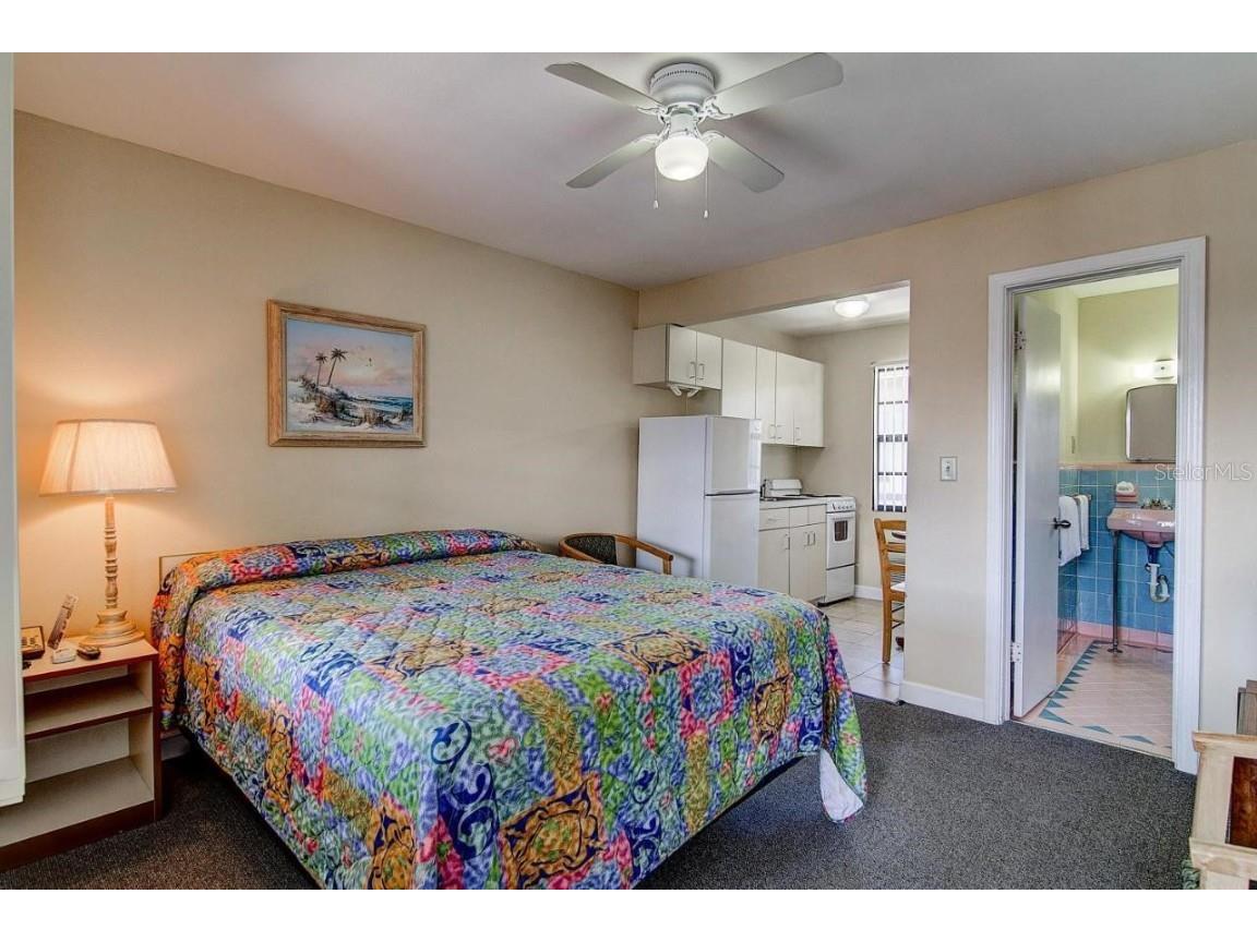 653 Mandalay Avenue Clearwater FL 33767 U8215120 image3