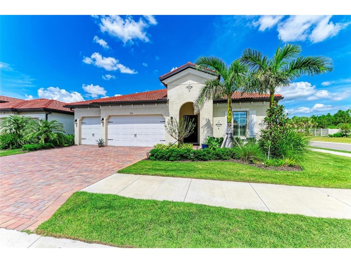 653 Maraviya Boulevard Nokomis FL 34275 A4658472 image1